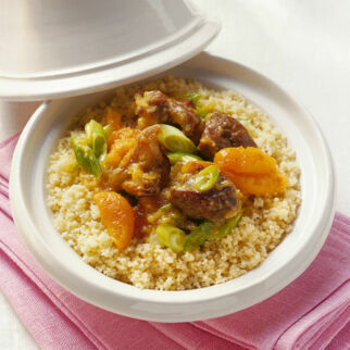 Lammragout mit Aprikosen Lammragout mit Aprikosen