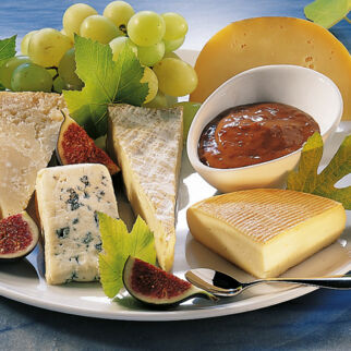 Käseplatte mit Feigensenf Käseplatte mit Feigensenf