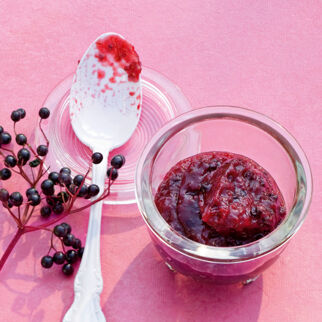 Pflaumenkonfitüre mit Holunder Pflaumenkonfitüre mit Holunder