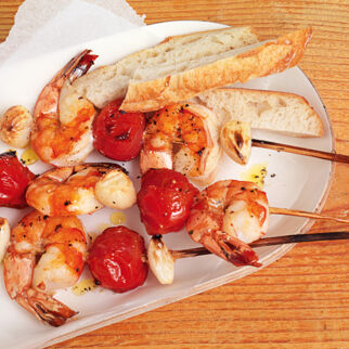 Garnelenspieße mit Knoblauch Garnelenspieße mit Knoblauch
