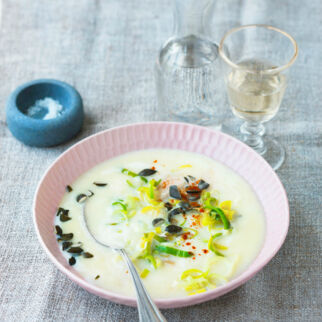 Cremige Lauchsuppe mit Ingwer Cremige Lauchsuppe mit Ingwer