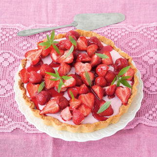 Erdbeer-Mousse-Torte Erdbeer-Mousse-Torte