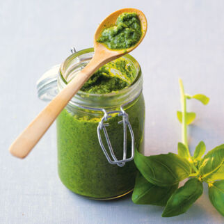 Basilikumpesto Basilikumpesto