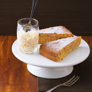 Mandelkuchen mit Mandelgranita Mandelkuchen mit Mandelgranita