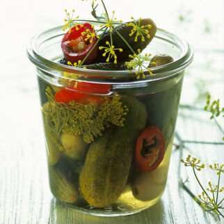 Essiggurken mit Meerrettich Essiggurken mit Meerrettich