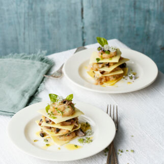 Minilasagne von geräucherten Champignons Minilasagne von geräucherten Champignons