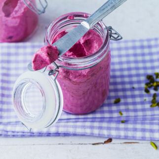 Brombeer-Frischkäse-Aufstrich Brombeer-Frischkäse-Aufstrich