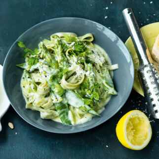 Grüne Gemüse-Pasta mit Zitronensauce Grüne Gemüse-Pasta mit Zitronensauce