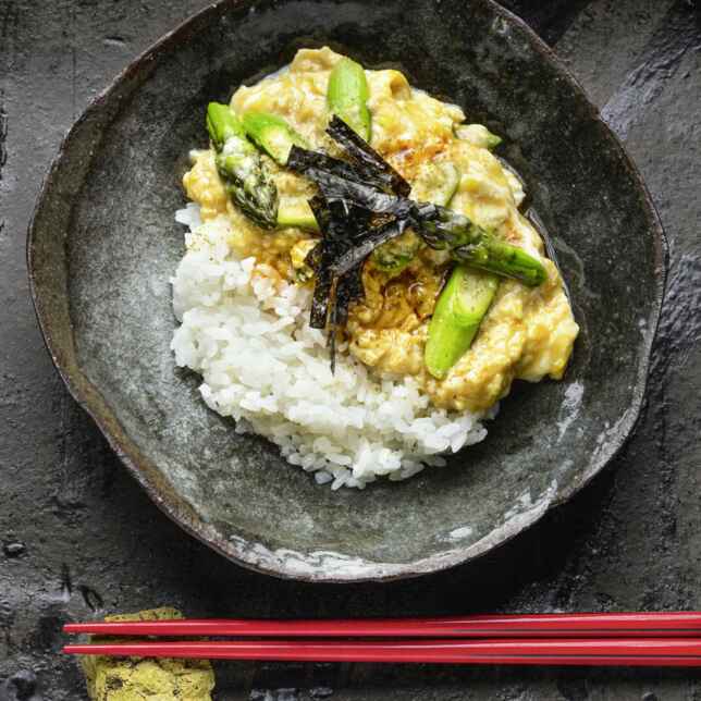 Spargel-Sushi-Bowl Rezept | Küchengötter