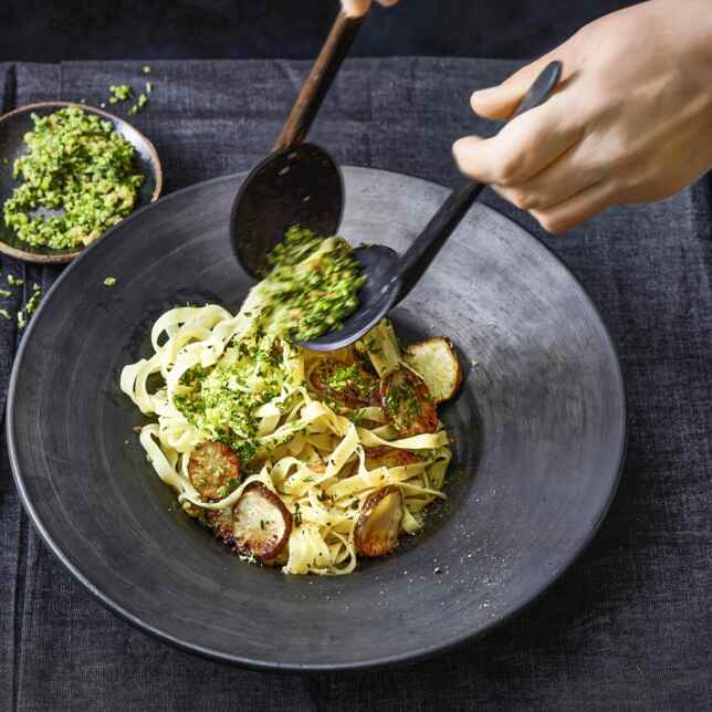 Tagliatelle mit Forelle Rezept | Küchengötter