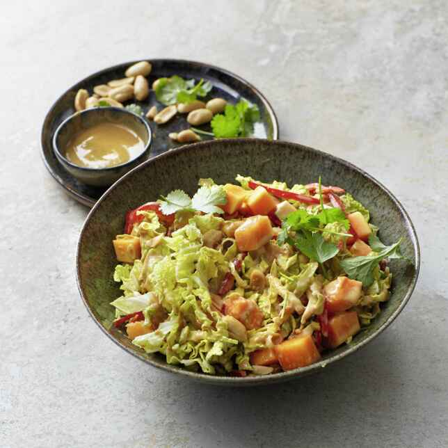 Papaya-Paprika-Salat mit Krabben und Kräuter-Limetten-Dressing Rezept ...