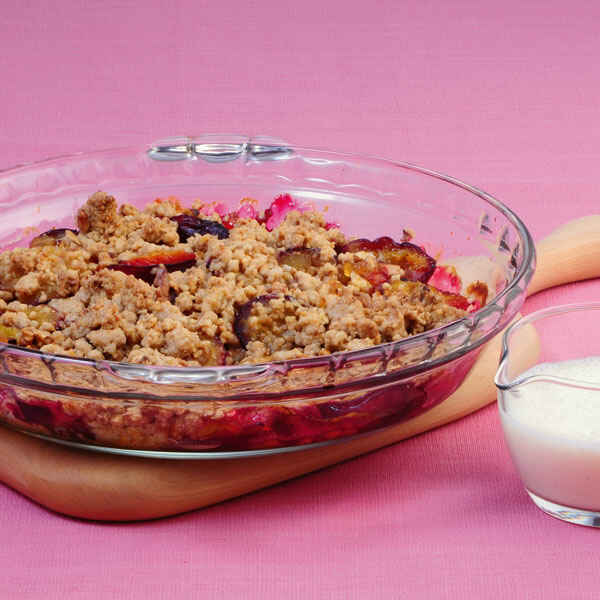 Birnen-Walnuss-Crumble mit Vanillesauce Rezept | Küchengötter