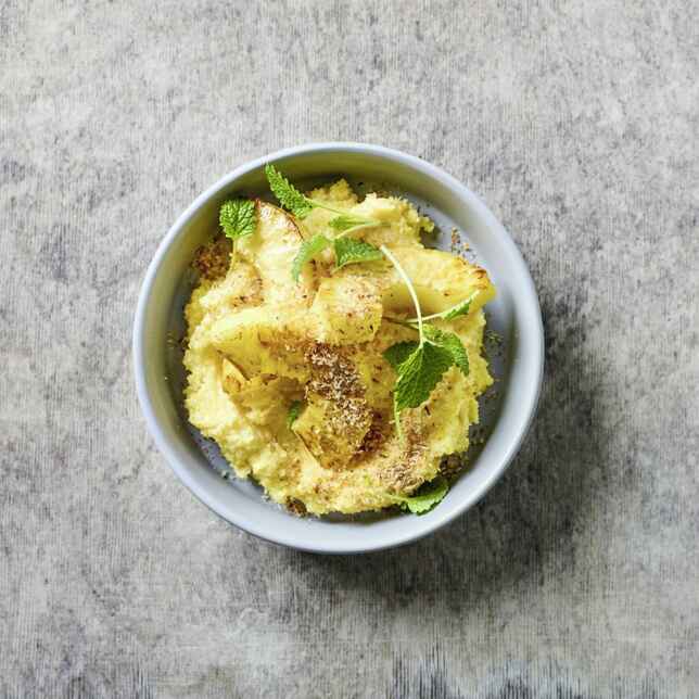 Mandelpolenta mit Zimt-Zwetschgen Rezept | Küchengötter