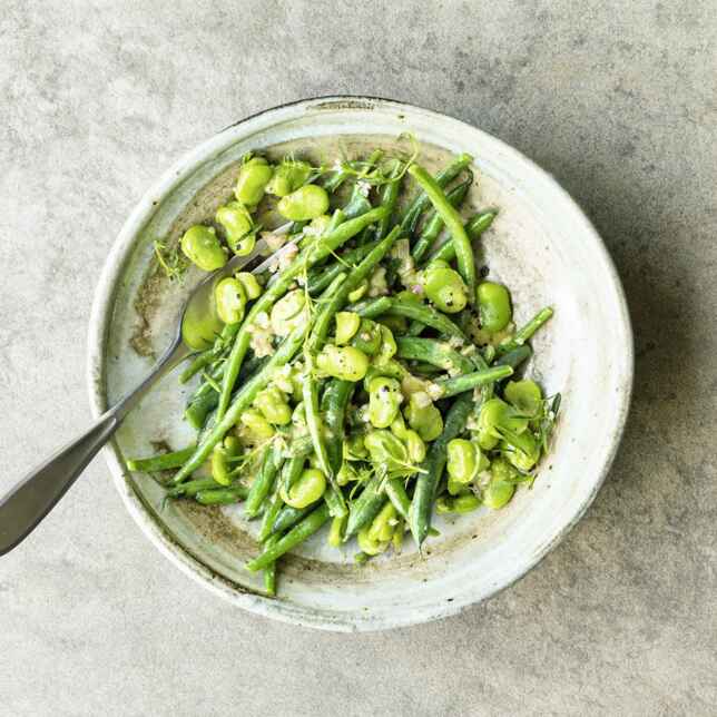 Italienischer Salat mit Cannellini-Bohnen Rezept | Küchengötter