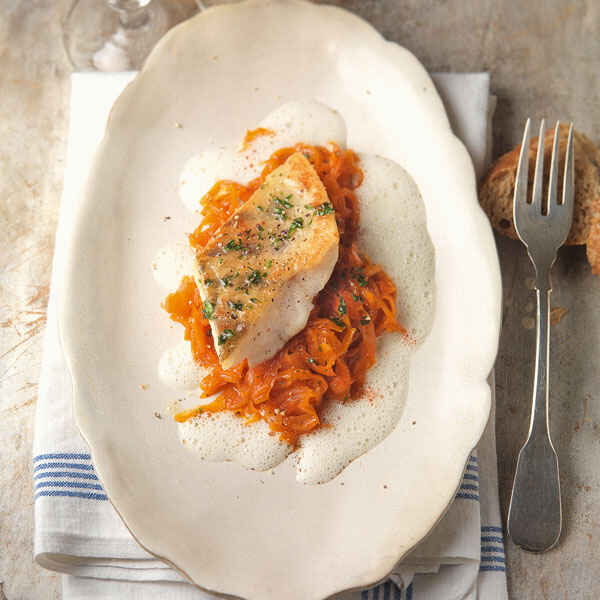 Gebratener Zander auf Kohlrabi-Tomaten-Gemüse Rezept | Küchengötter