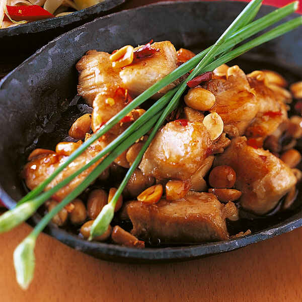 Huhn mit Cashews Rezept | Küchengötter