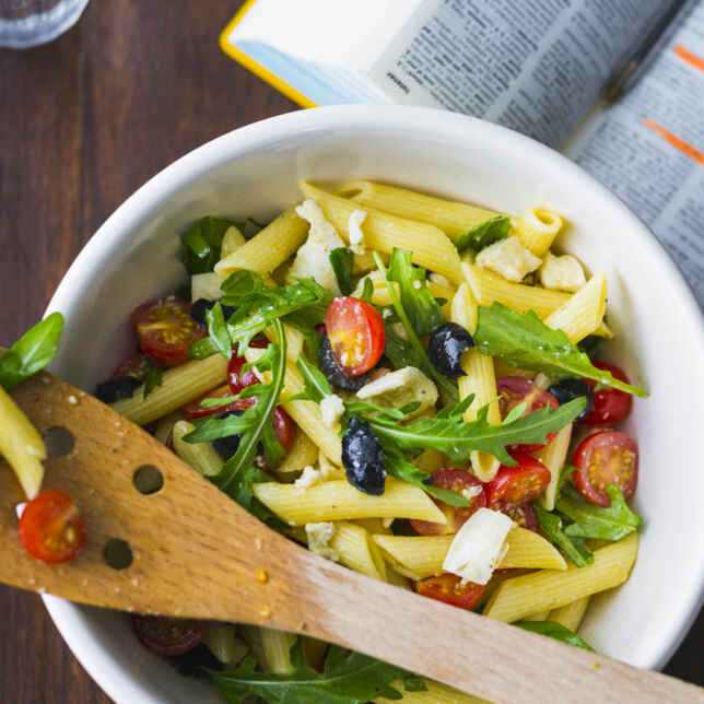 Bärlauch-Nudelsalat mit Frühlingszwiebeln Rezept | Küchengötter