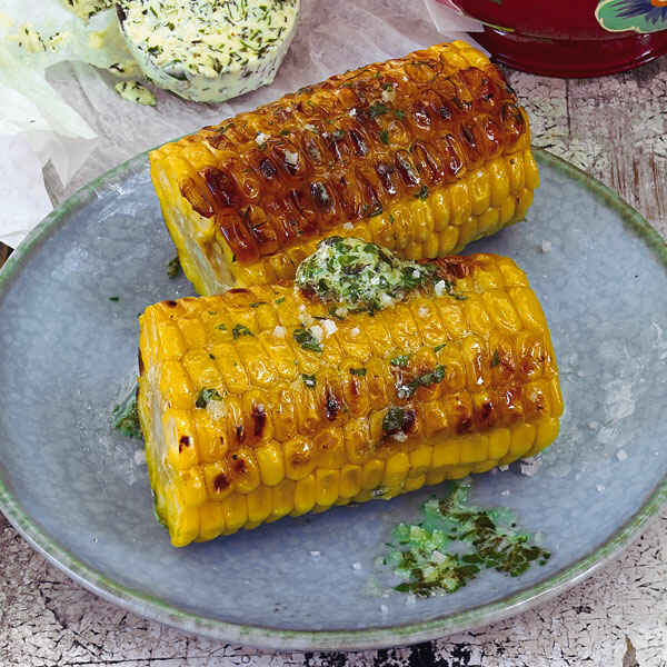 Maiskolben mit Kräuter-Knoblauch-Butter Rezept | Küchengötter