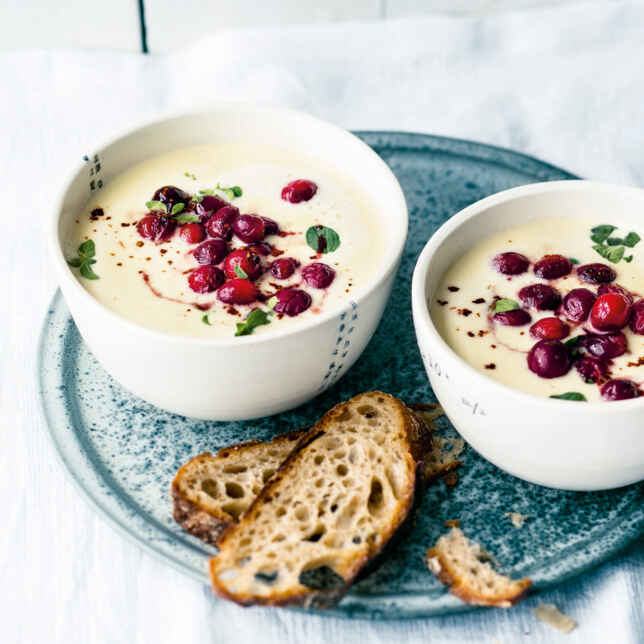 Warmer Süßkartoffelsalat mit Cranberrys und Pecannüssen Rezept ...