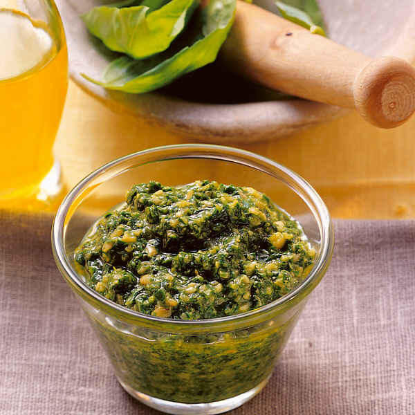 Koriander-Erdnuss-Pesto Rezept | Küchengötter