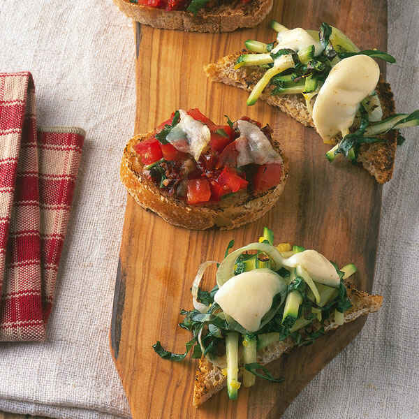 Tomaten-Sardellen-Crostini Rezept | Raclette | Küchengötter