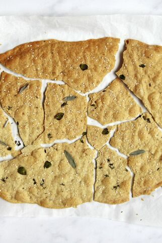 Sauerteig-Kräuter-Cracker Sauerteig-Kräuter-Cracker
