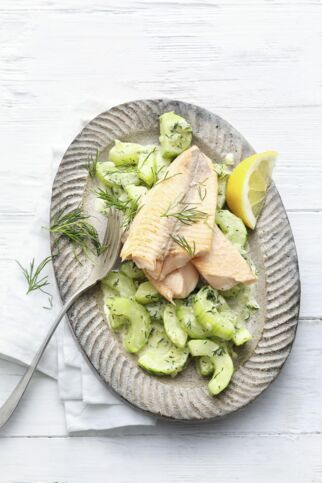 Fischfilets mit Gurkengemüse Fischfilets mit Gurkengemüse