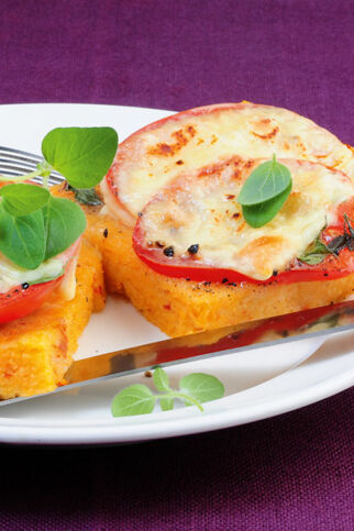 Tomaten-Polenta-Schnitten Tomaten-Polenta-Schnitten