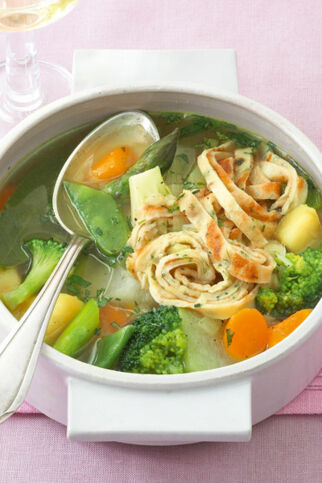 Gemüseeintopf mit Kräuterflädle Gemüseeintopf mit Kräuterflädle