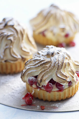 Torteletts Surprise mit Roten Johannisbeeren Torteletts Surprise mit Roten Johannisbeeren