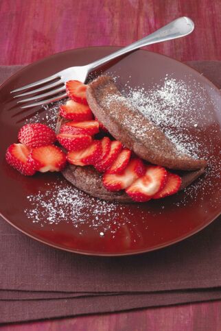 Schoko-Omelett mit Erdbeeren Schoko-Omelett mit Erdbeeren
