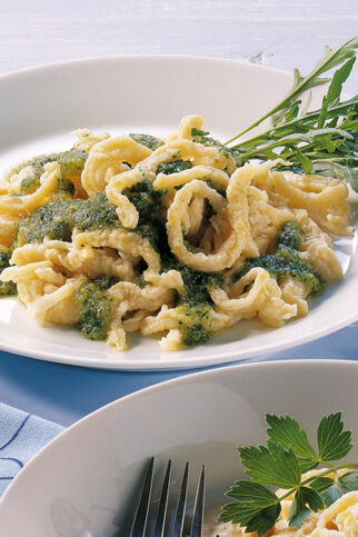 Spätzle mit Rucola-Pesto Spätzle mit Rucola-Pesto
