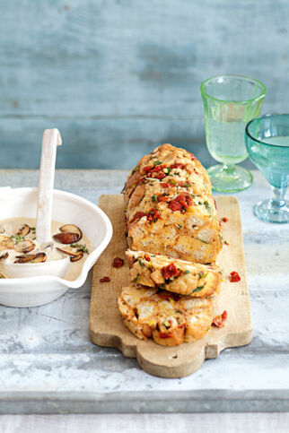 Serviettenknödel mit Pilzsauce Serviettenknödel mit Pilzsauce