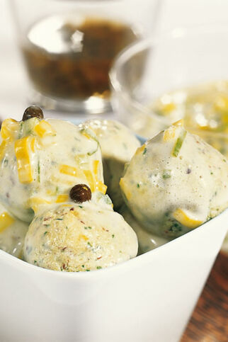 Tofuklößchen in Kapernsauce Tofuklößchen in Kapernsauce