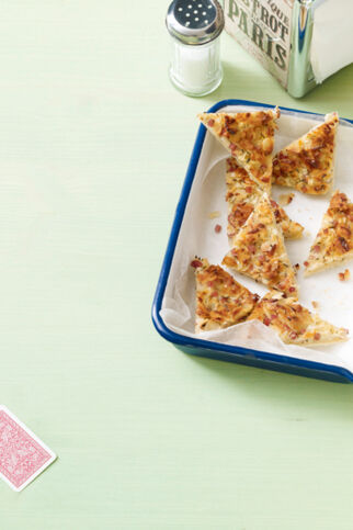 Herzhafte Käse-Nuss-Ecken Herzhafte Käse-Nuss-Ecken