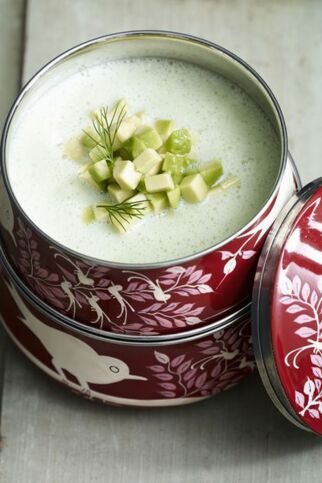 Kalte Gurkensuppe mit Avocado Kalte Gurkensuppe mit Avocado