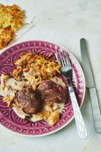 Rehmedaillons mit Pilzen Rehmedaillons mit Pilzen