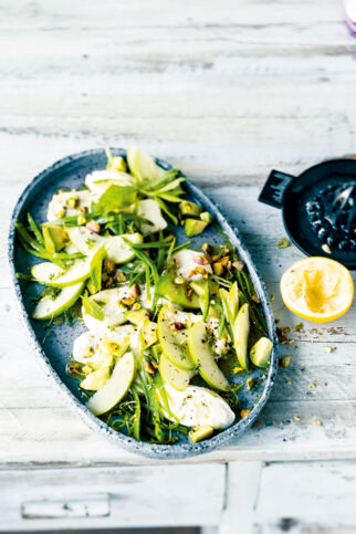 Burrata mit grünem Gemüse Burrata mit grünem Gemüse