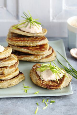 Kartoffel-Blini mit Räucherlachscreme Kartoffel-Blini mit Räucherlachscreme