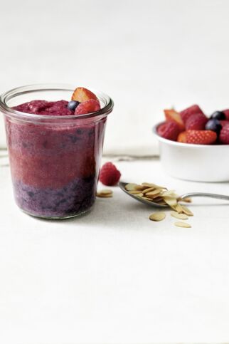 Geschichteter Chia-Pudding Geschichteter Chia-Pudding