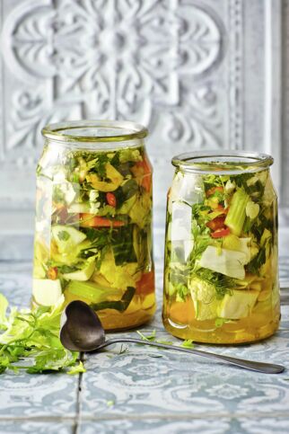 Eingelegtes Gemüse Eingelegtes Gemüse