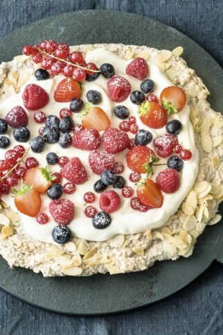 Mandelbaiser mit Beeren Mandelbaiser mit Beeren