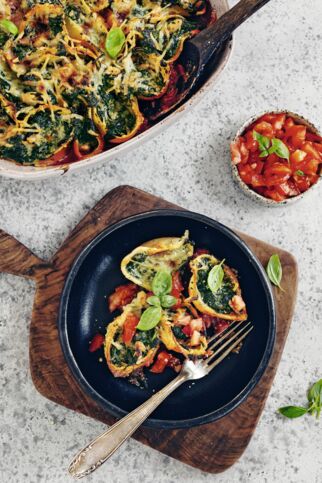 Gefüllte Muschelnudeln mit Spinat Gefüllte Muschelnudeln mit Spinat