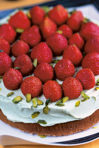 Erdbeertorte mit Avocadocreme Erdbeertorte mit Avocadocreme