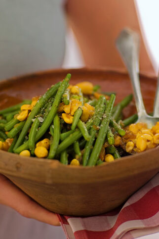 Grüne Bohnen mit Erdnüssen Grüne Bohnen mit Erdnüssen