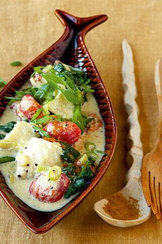 Scharfes Fischcurry mit Blattspinat Scharfes Fischcurry mit Blattspinat