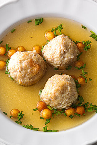 Brätknödelsuppe Brätknödelsuppe