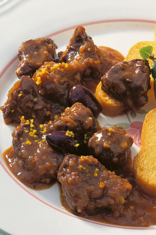 Wildschweinragout mit Chianti Wildschweinragout mit Chianti