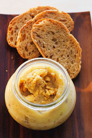 Sellerie-Nuss-Aufstrich Sellerie-Nuss-Aufstrich