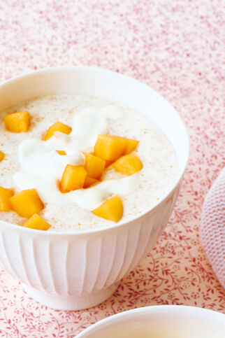 Grießbrei mit Melone Grießbrei mit Melone